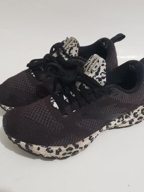 Brooks Revel 5 Women’s 7B Black Leopard Print Running Shoes Sneakers 1203611